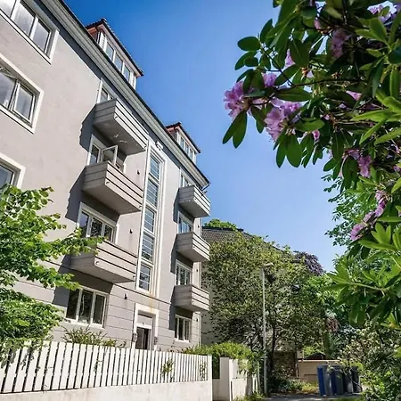 Dinbnb Apartments I Dockside Apartment With Modern Kitchen And Workspace Bergen Exterior foto